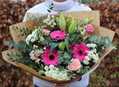 Classic Pink and White bouquet